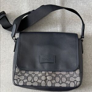 Coach Navy and Gray Signature men’s messenger bag Crossbody